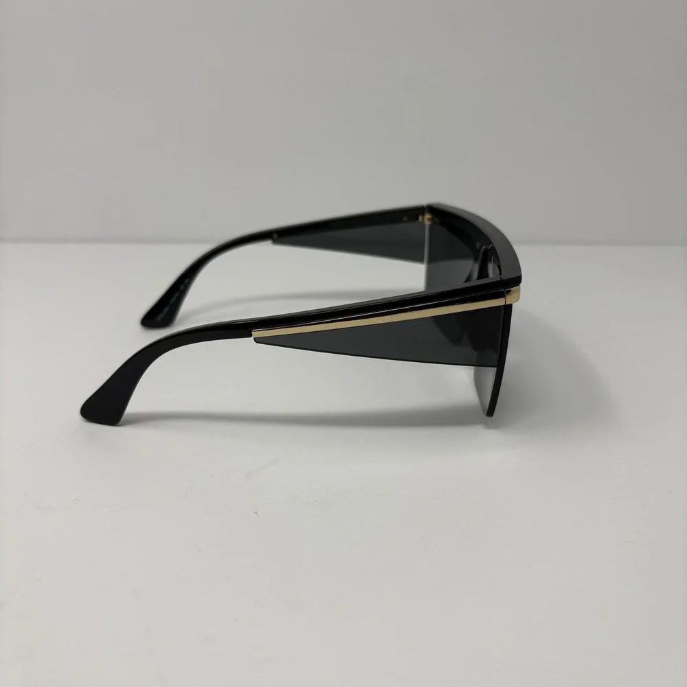 Versace Shield Sunglasses Black Gold Wraparound VE 2254 w/‎ Case & Box